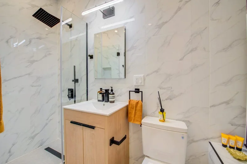 Private room with shared bathroom in Upper West Side – Furnished, photo 7