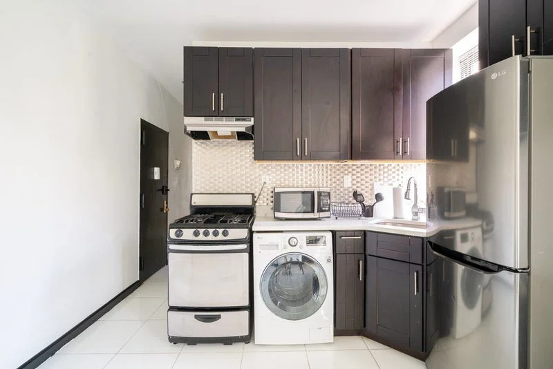 Private room with shared bathroom in Upper West Side – Furnished, photo 6