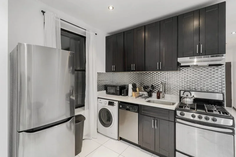 Private room with shared bathroom in Upper West Side – Furnished, photo 7