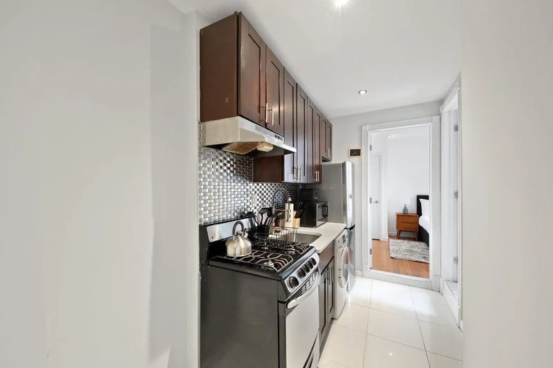 Private room with shared bathroom in Upper West Side – Furnished, photo 6