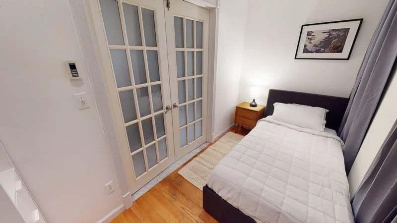 Private room with shared bathroom in Upper West Side – Furnished, photo 4