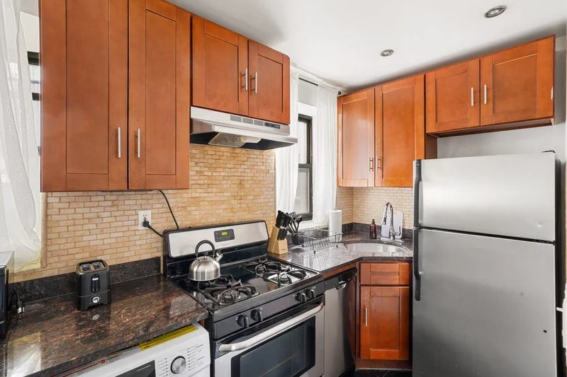 Private room with shared bathroom in Upper West Side – Furnished, photo 8