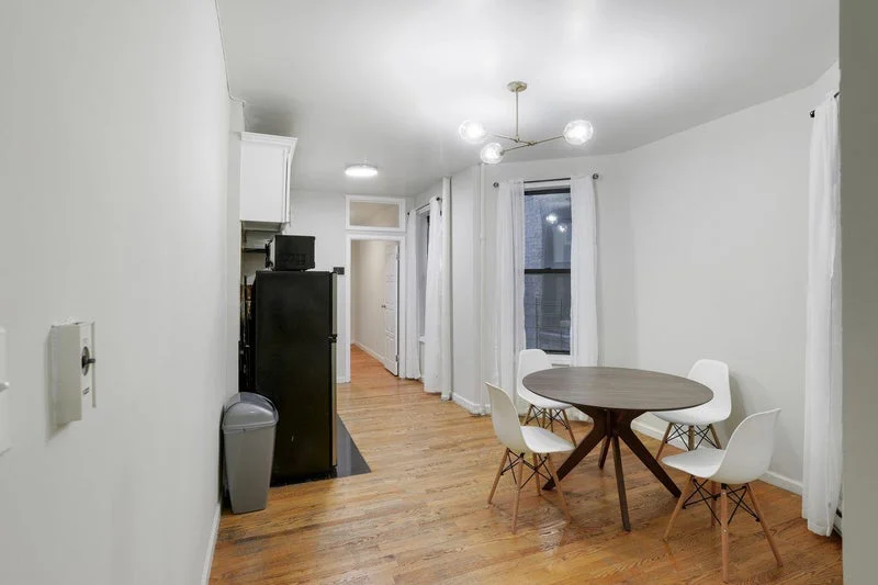 Private room with shared bathroom in Upper West Side – Furnished, photo 8