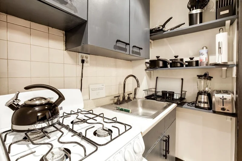 Private room with private bathroom in Upper West Side – Furnished, photo 6
