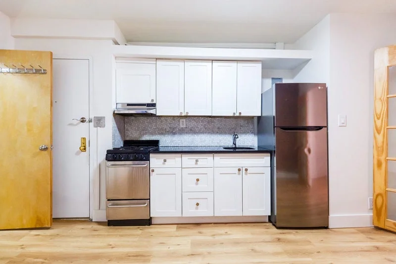 Private room with private bathroom in Hell's Kitchen – Furnished, photo 8