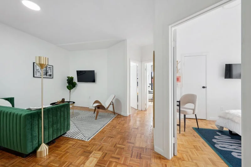 Private room with shared bathroom in Upper East Side – Furnished, photo 8
