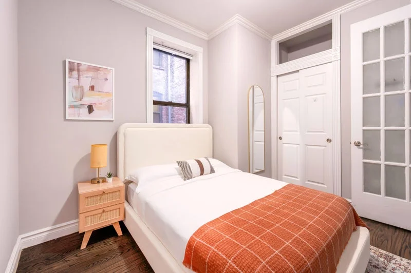 Private room with shared bathroom in Upper West Side – Furnished, photo 5