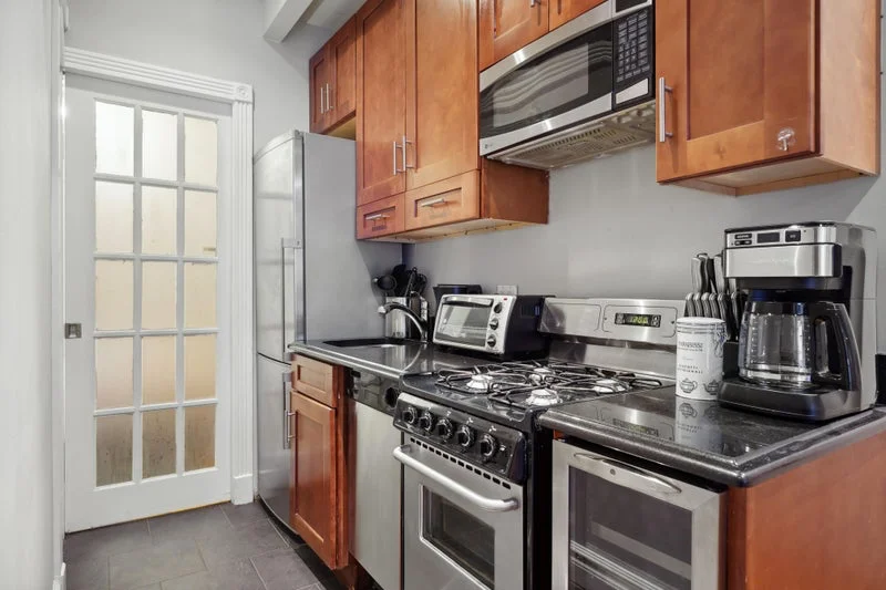Private room with shared bathroom in Upper West Side – Furnished
