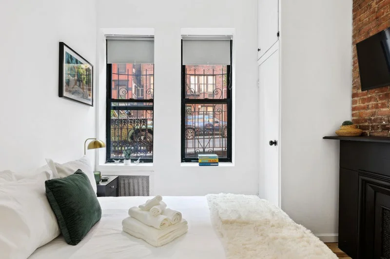Private room with shared bathroom in Upper East Side – Furnished, photo 8