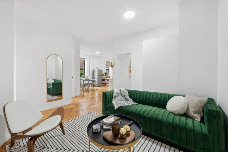 Private room with shared bathroom in Upper East Side – Furnished, photo 6