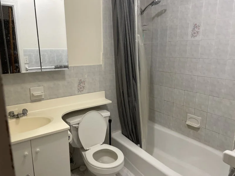 Private room with shared bathroom in Upper West Side – Furnished, photo 4