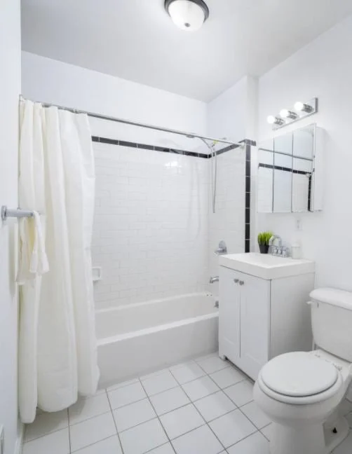 Private room with shared bathroom in Midtown East – Utilities included, photo 5