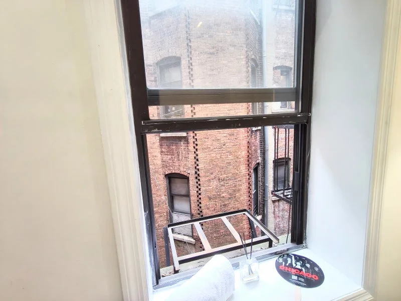 Private room with shared bathroom in Upper West Side – Utilities included, photo 5