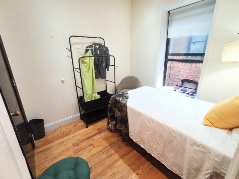 Private room with shared bathroom in Upper West Side – Utilities included, photo 6