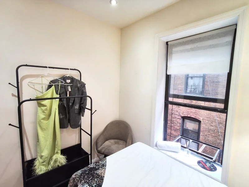 Private room with shared bathroom in Upper West Side – Utilities included, photo 4