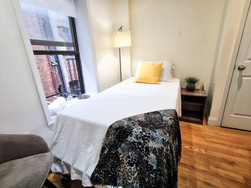 Private room with shared bathroom in Upper West Side – Utilities included, photo 7