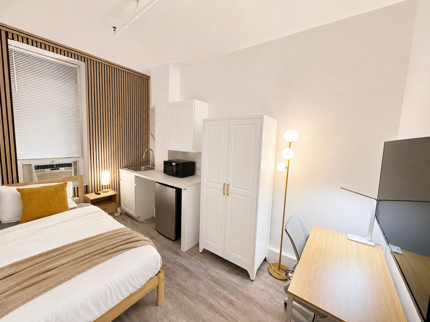 Private room with shared bathroom in Upper West Side – Furnished