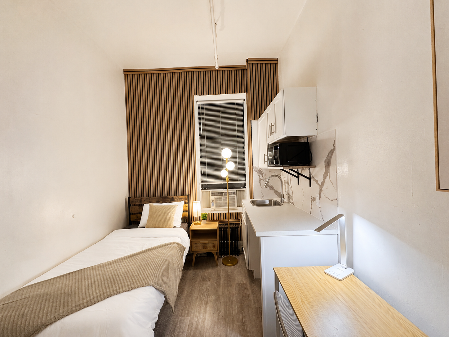 Private room with shared bathroom in Upper West Side – Furnished