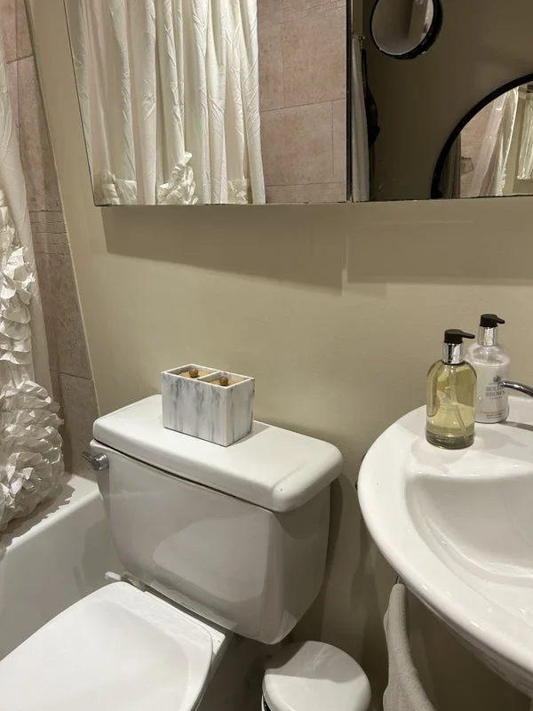 Private room with shared bathroom in Midtown – Utilities included, photo 6