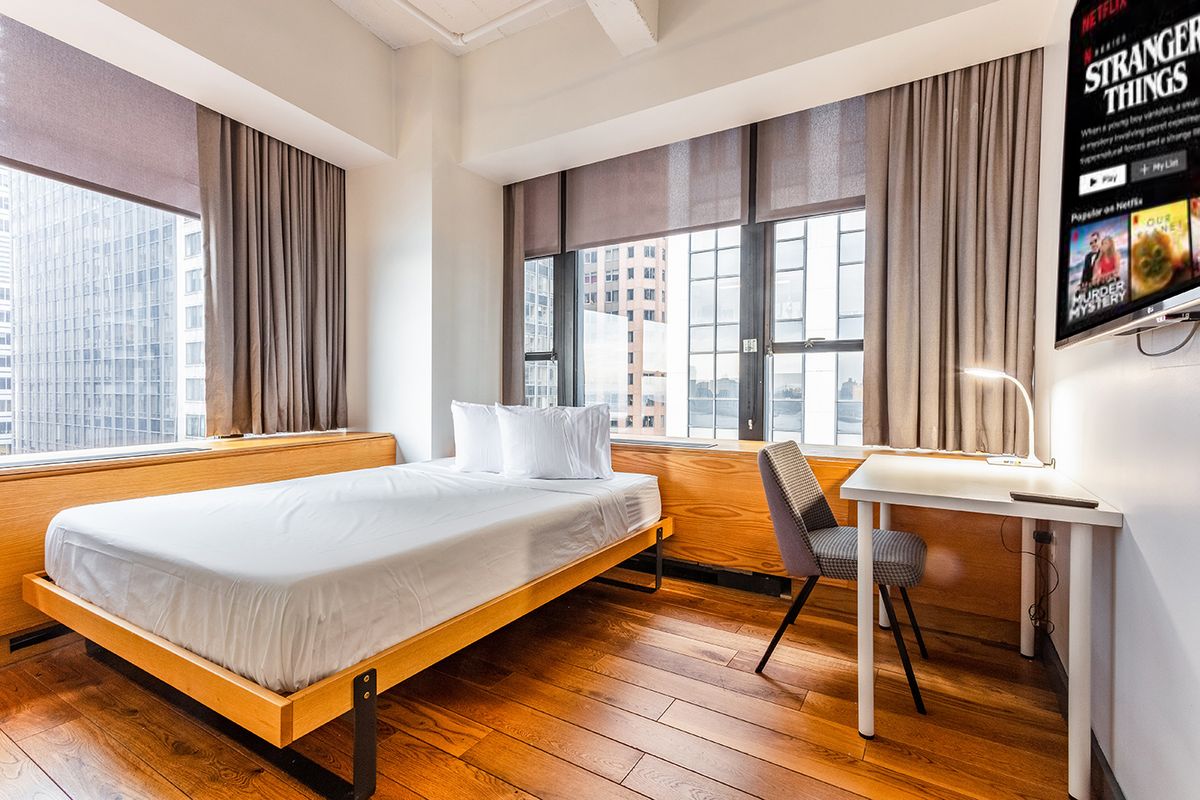 Private room in Wall Street – Furnished