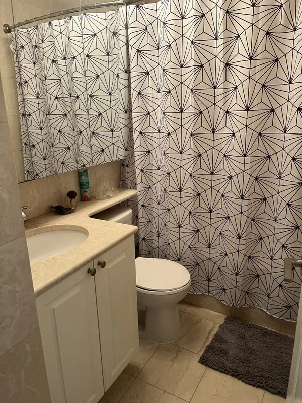Private room with shared bathroom in Upper East Side – Utilities included, photo 4