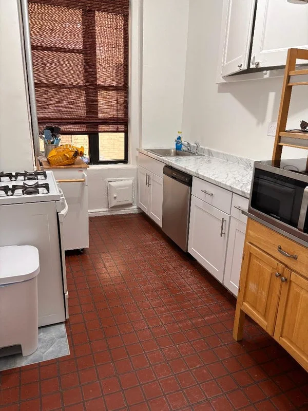 Private room with private bathroom in Upper West Side – Utilities included, photo 8