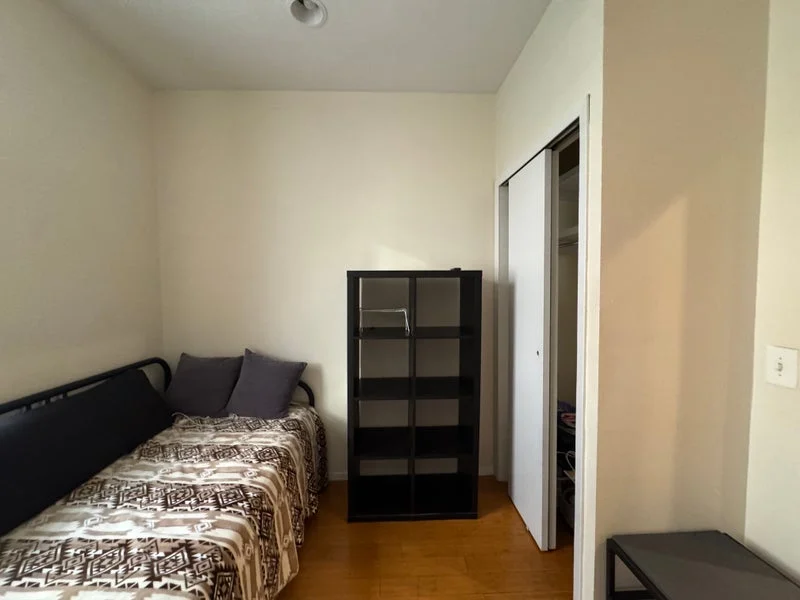 Private room with shared bathroom in Upper East Side – Utilities included, photo 4