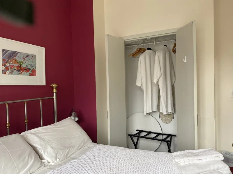 Private room with shared bathroom in Murray Hill – Utilities included, photo 5