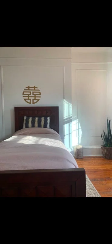 Private room with shared bathroom in Upper East Side – Utilities included