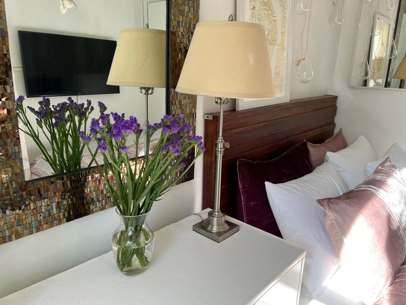 Private room with shared bathroom in Upper East Side – Furnished